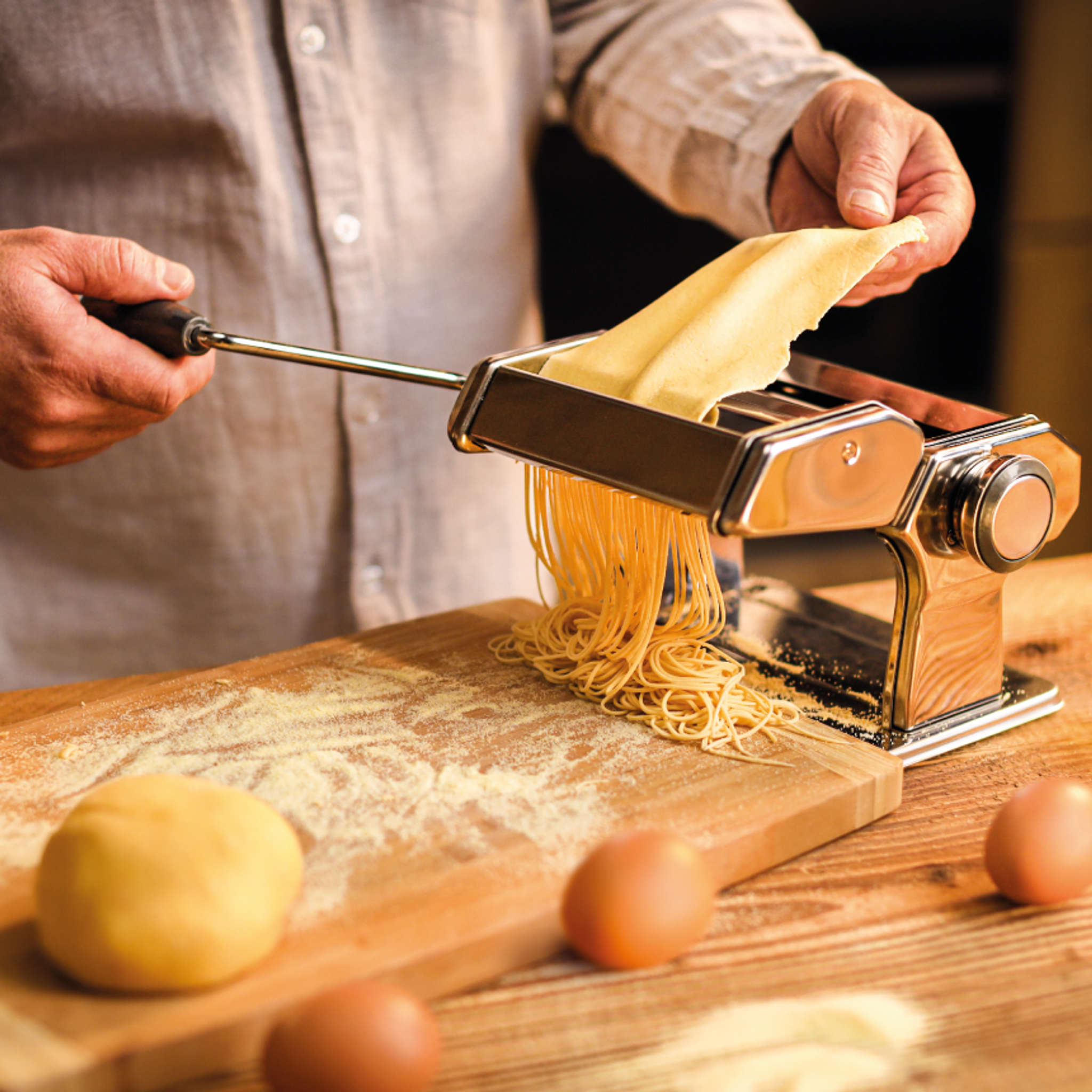Eigene Pasta, Backwaren und sogar Schinken herstellen