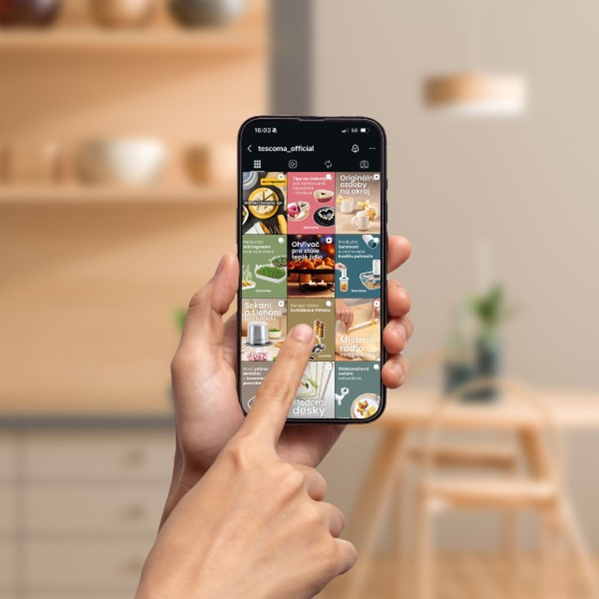 Kövess minket a közösségi oldalakon!