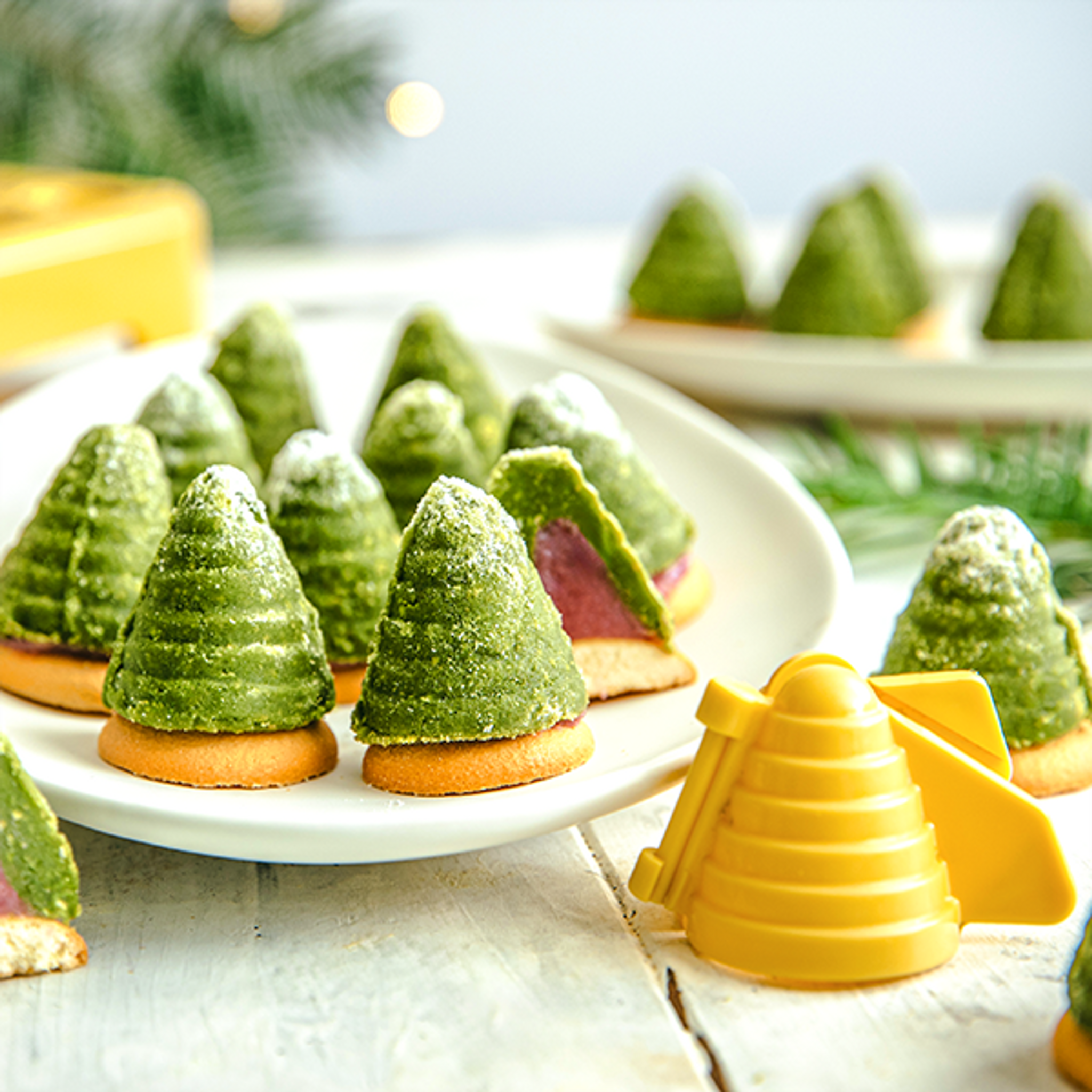 Matcha méhkasok eperkrémmel