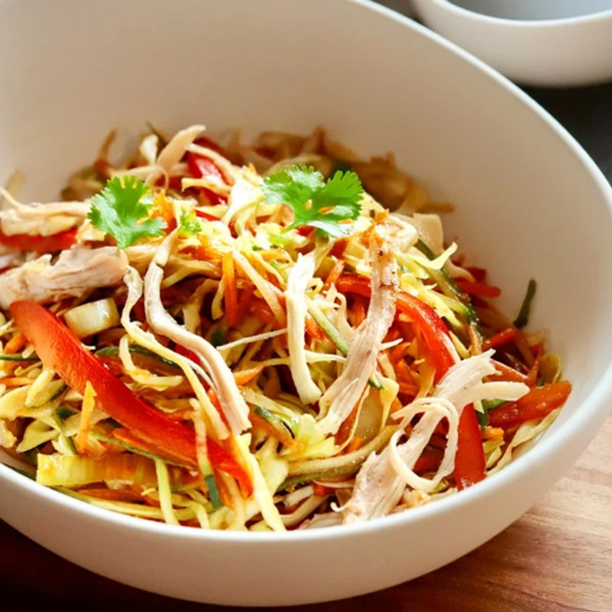 Chrumkavý thajský šalát