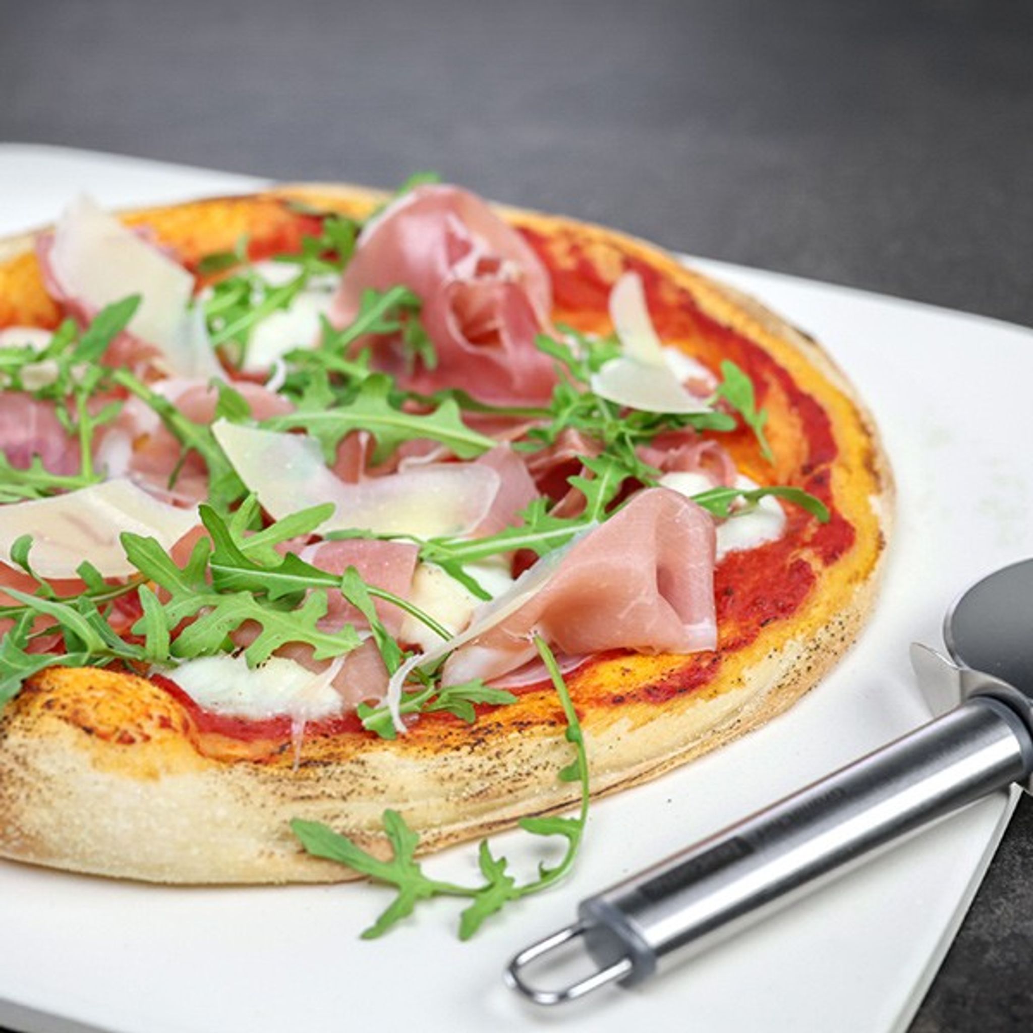 Pizza prosciutto crudo