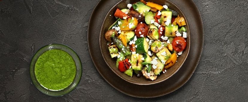 Salat mit gegrilltem Gemüse