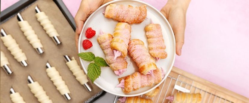 Cremrollen mit Himbeercreme