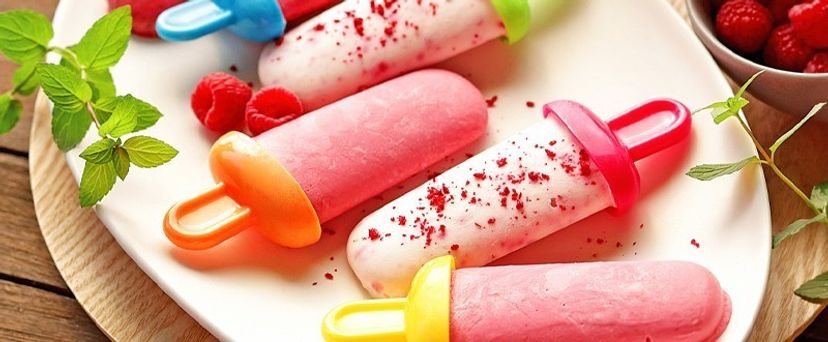 Himbeer-Eis am Stiel