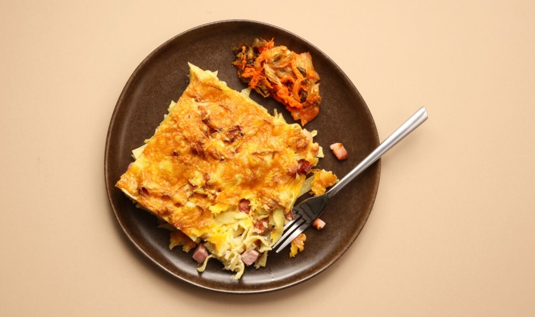Gratinado de Massa com Carne Fumada na Air Fryer