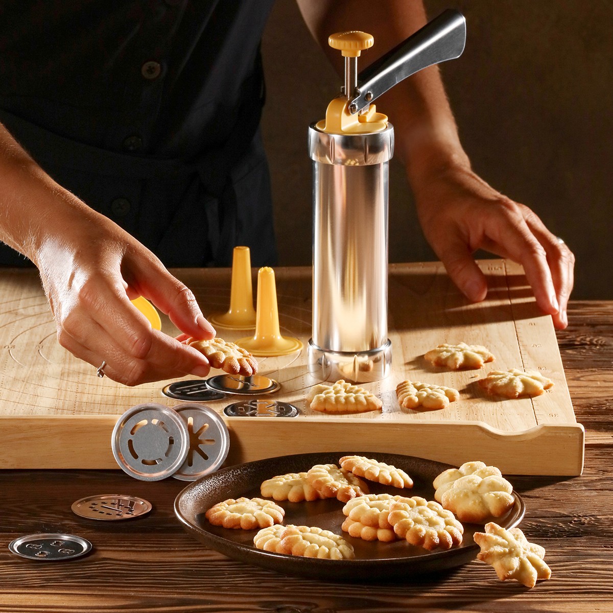 Pistola Sparabiscotti Tescoma Delicia - 20 Trafile E 4 Beccucci In Metallo - Foto 10