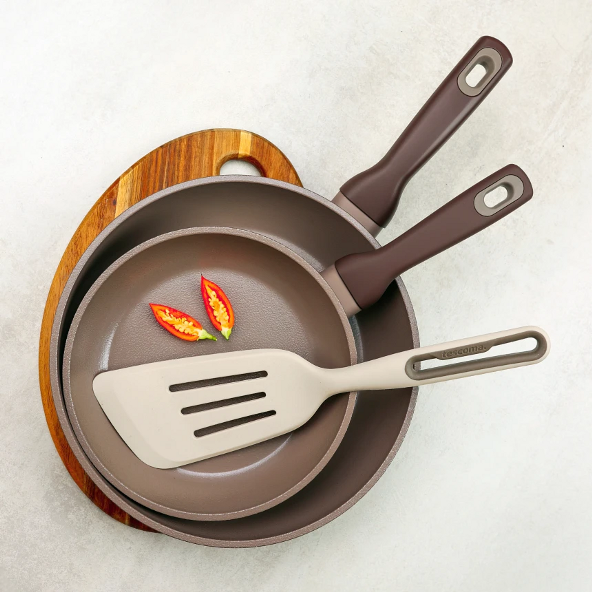 Buďte „in“ s novou keramickou panvicou