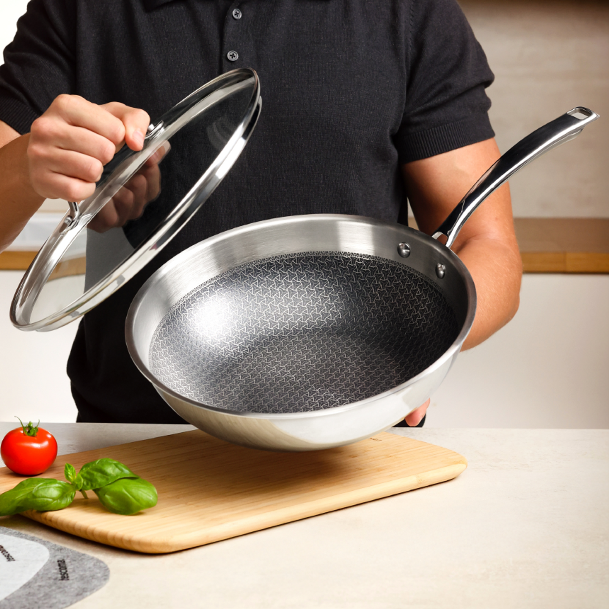 Entdecken Sie den praktischen und optisch perfekten Wok