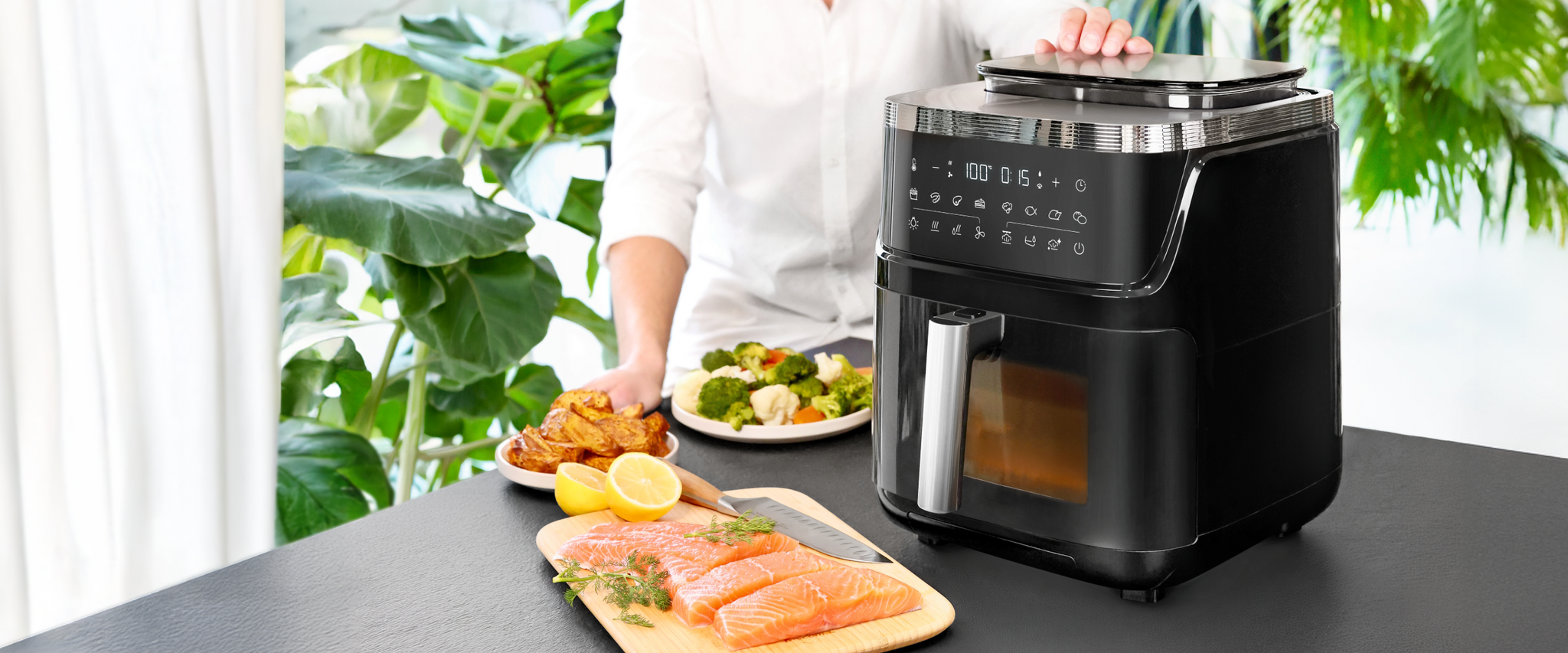 Airfryer mit integriertem Dampfgenerator, 7‑Liter‑Behälter und 12 Programmen