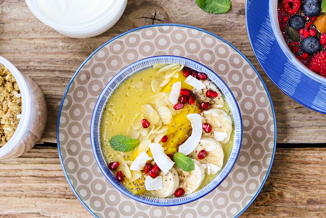 Mangós smoothie bowl - kép