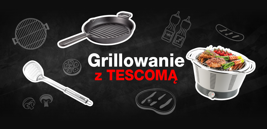Opis: przenośny grill, patelnia żeliwna i stalowa łopatka na czarnym tle z jasnymi miniaturami warzyw, mięsa, sosów i patelni. Na środków biało-czerwony napis: Grillowanie z TESCOMĄ.
