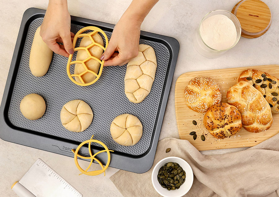 Tescoma császárzsemle formázó – kép